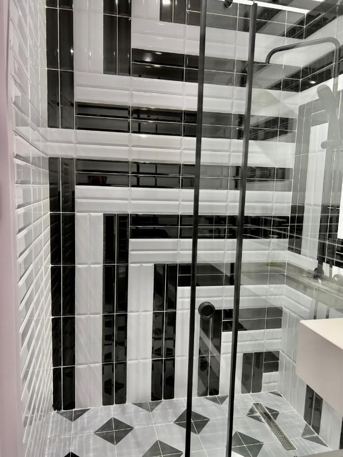 Kinotel Batumi Exteriör bild